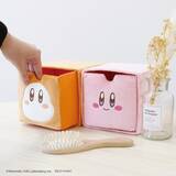 「『星のカービィ』の「カービィ」と「ワドルディ」をモチーフとした「星のカービィぬいぐるみチェスト」の予約開始。ふわふわのぬいぐるみ素材でできたかわいい小物入れ」の画像1