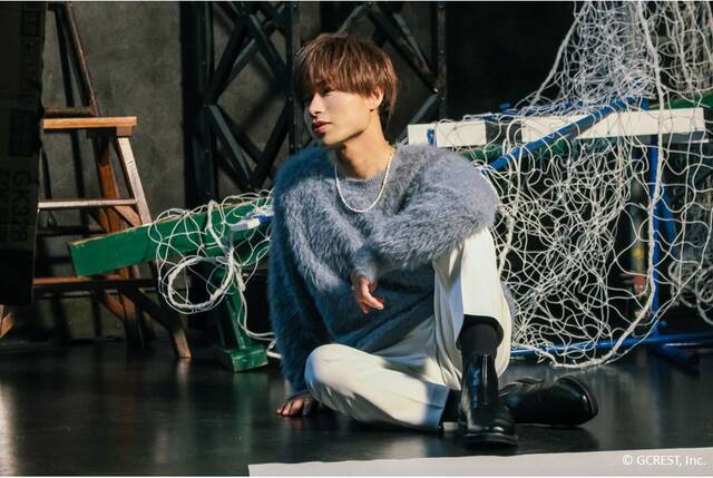 仲村宗悟が跳び箱の上で倒立！？「GOALOUS5」が“ドラマチック障害物競走”に挑戦したMV撮影レポートが到着