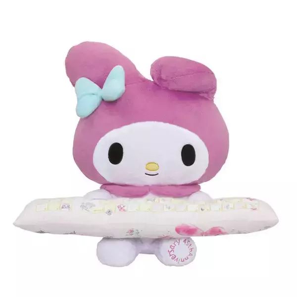 「『マイメロディ』のPCクッションがお目見え♪ 抱きしめながら仕事ができちゃう♪」の画像