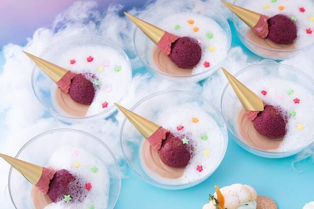 『シナモロール』ヒルトン大阪でスイーツビュッフェ開催！ ふわもこ＆ゆめかわなスイーツ勢ぞろい♪