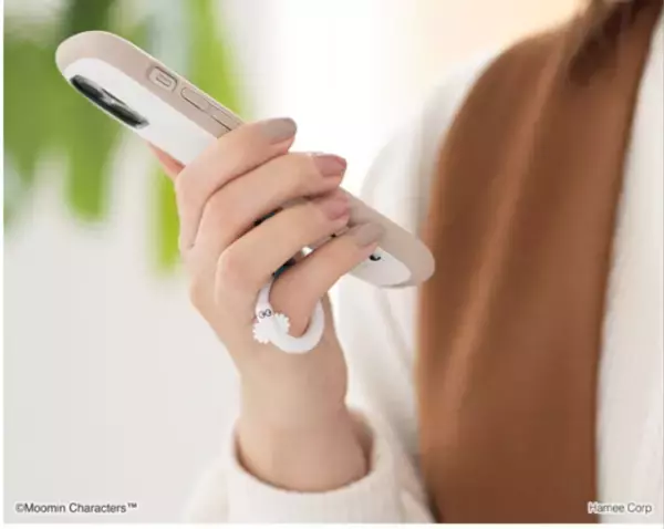 「『ムーミン』ニョロニョロのリングストラップ登場！ スマホの落下防止アイテムが可愛い♪」の画像