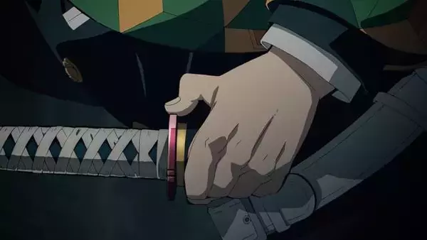 「『鬼滅の刃』第二十話（8/17放送）「寄せ集めの家族」先行場面カット＆あらすじ公開｜満身創痍の炭治郎の前に現れたのは――？」の画像