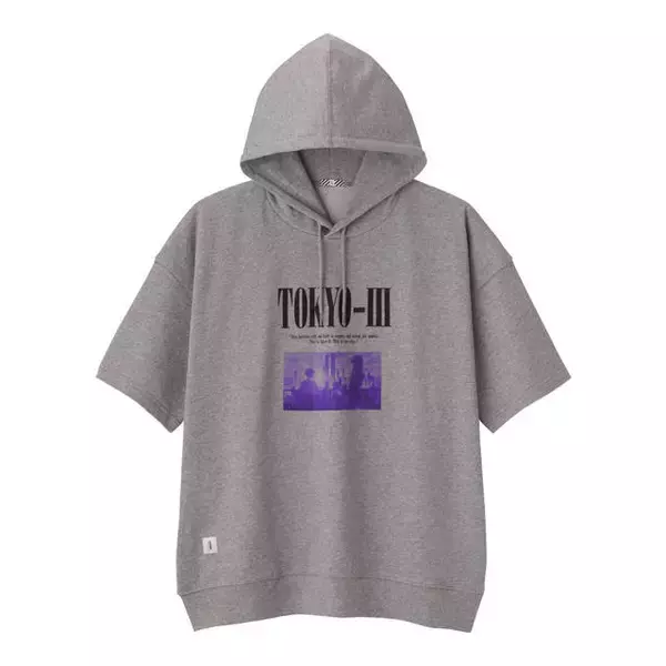 「GUの『エヴァンゲリオン』シャツ、どう着る？キレイ目にも派手にも！おすすめコーデ４選♪」の画像