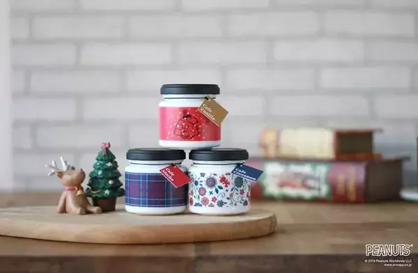 『スヌーピー』が本格コーヒーで楽しめる！ クリスマス限定ボトルが可愛い♪