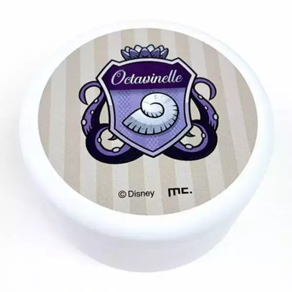 「寮モチーフ♪『ツイステッドワンダーランド』巾着＆缶セット登場！ 持ち歩きに便利なサイズ」の画像