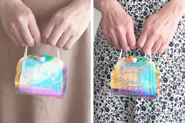 「『ハローキティ』＆『シナモロール』のマスクバッグが登場！ オーロラ風が可愛い♪」の画像