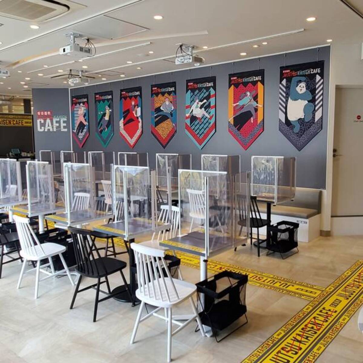 五条悟のかき氷に興奮 呪術廻戦カフェ でメニューを食べ比べ 潜入レポート 21年8月13日 エキサイトニュース 6 7