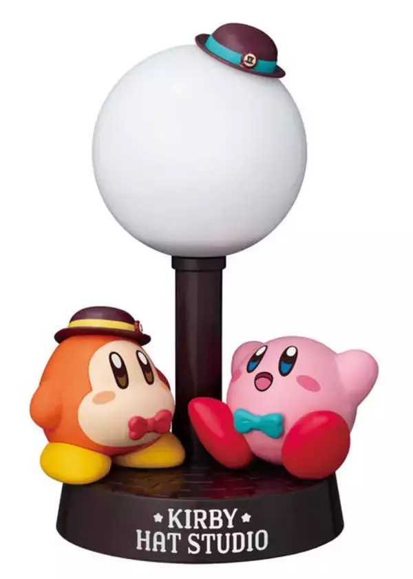 「カービィ in 帽子屋さん♪ 『星のカービィ』一番くじ新登場！ ぬいぐるみやルームライトなど豪華ラインナップ」の画像