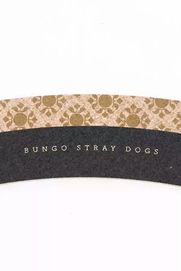 「『文豪ストレイドッグス』カップスリーブ＆コースターセット登場♪ コルク質感でおしゃれ＆便利」の画像