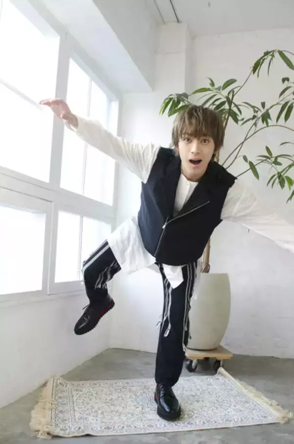 「阿久津仁愛が長年感じている“謎”とは!? 迷宮歌劇「美少年探偵団」インタビュー【後編】」の画像