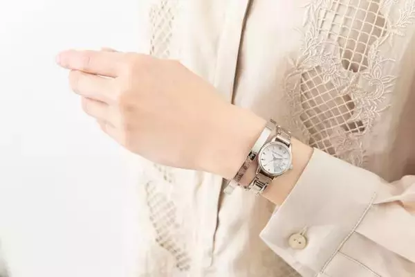 「『文豪ストレイドッグス』ブレスレット付き腕時計登場！ 中島敦、太宰治、芥川龍之介、中原中也の4種類」の画像