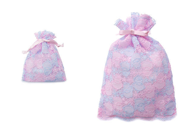 『リトルツインスターズ』が老舗レース店とコラボ♪ キキ＆ララのハンカチやトートバッグなど♪