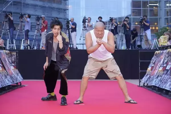 「川村壱馬、山田裕貴、志尊淳ら豪華キャストが登壇!! 映画『HIGH&LOW THE WORST』超ド派手レッドカーペットセレモニー&最速プレミア試写会レポート」の画像