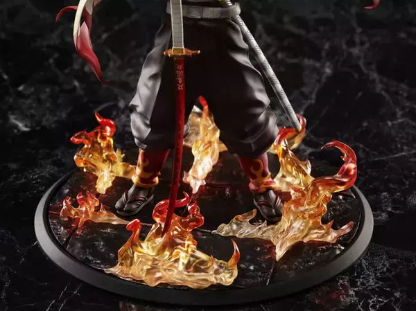 「『鬼滅の刃』“200億の男”で話題！煉獄杏寿郎の1/8スケールフィギュアが登場！」の画像