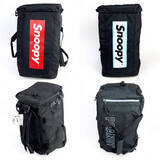 「『スヌーピー』２WAY仕様のボストンリュック登場！ 旅行やアウトドアにおすすめ♪」の画像1