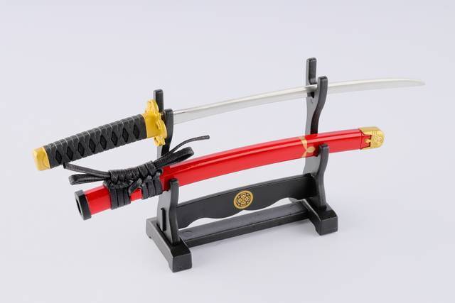 『刀剣乱舞』名刀を模したペーパーナイフが発売決定！へし切長谷部・加州清光・大和守安定の3振り