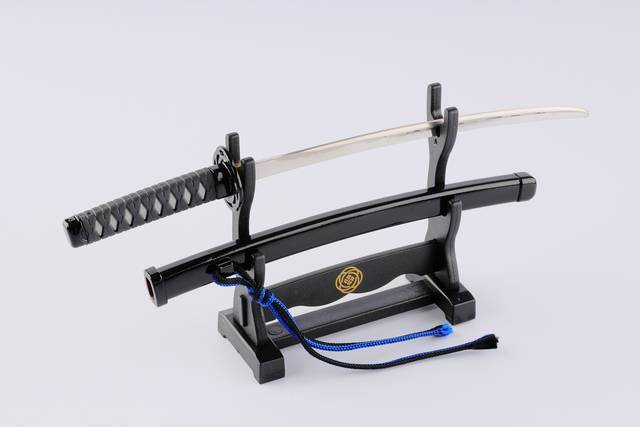 『刀剣乱舞』名刀を模したペーパーナイフが発売決定！へし切長谷部・加州清光・大和守安定の3振り