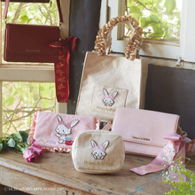 『ウィッシュミーメル』が「Maison de FLEUR」とコラボ♪ フリルたっぷりの可愛いグッズ