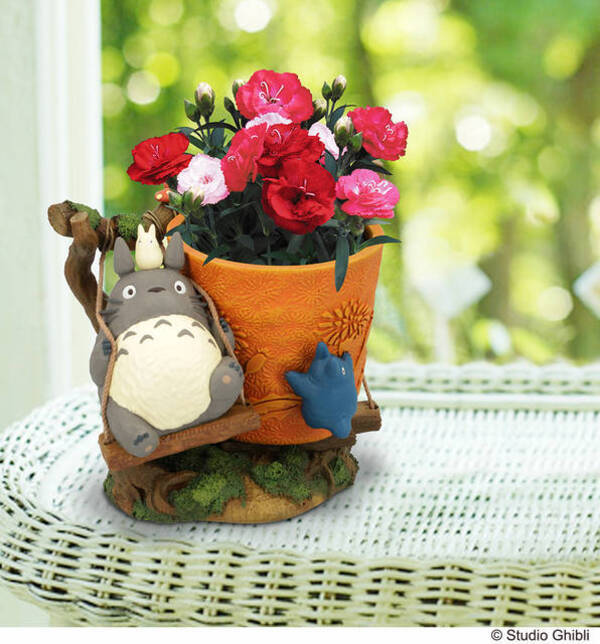 となりのトトロ 魔女の宅急便 のカーネーション プランターセットが登場 母の日は可愛い贈り物をしよう 年3月8日 エキサイトニュース