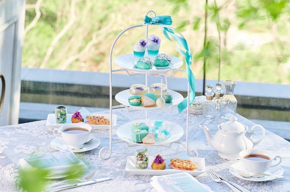 『サムシングブルー』をテーマにしたアフタヌーンティーが登場！涼しげな青色＆ティアラやリボンなどの結婚式モチーフが可愛すぎる
