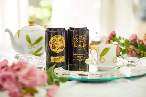 「『サムシングブルー』をテーマにしたアフタヌーンティーが登場！涼しげな青色＆ティアラやリボンなどの結婚式モチーフが可愛すぎる」の画像