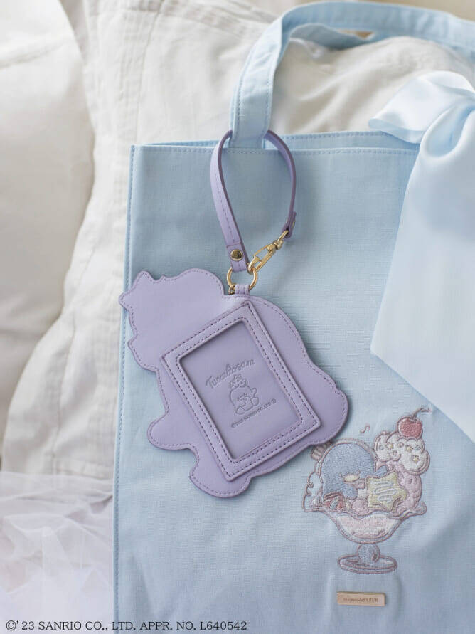 『タキシードサム』が「Maison de FLEUR」とコラボ！80年代風のポップ＆ファンシーなトートバッグ、パスケースが登場