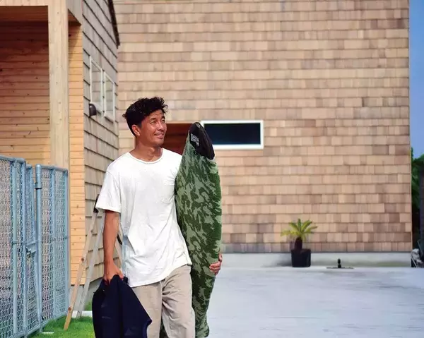 「「コーストエリアの暮らしは人生を豊かにする」実業家・道祖修二が日本の海岸線の魅力を開拓！」の画像