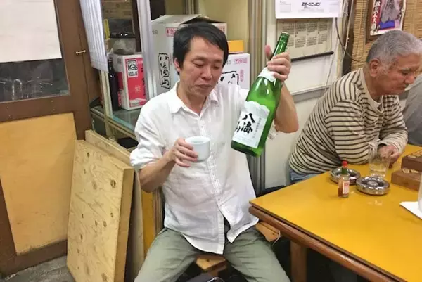 「【終着駅で飲む】小島新田に個性派の常連が集う角打ちあり！」の画像