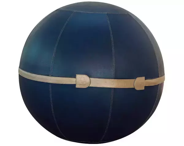 フィットネスにインテリア……魅惑的な球体の世界を堪能してみない？