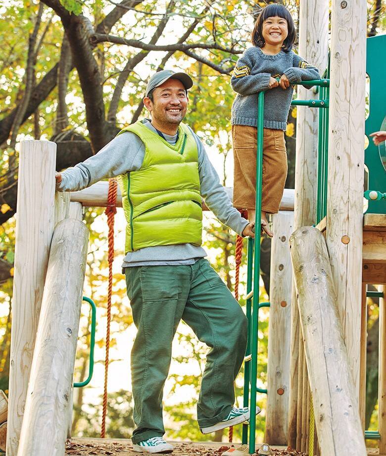 子供と公園で遊ぶときの格好は？ 父親の週末正装 “パークカジュアル” スタイル