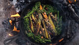 「この春、楽しみたい「焚き火料理」。プロフェッショナルによるポイント解説」の画像1