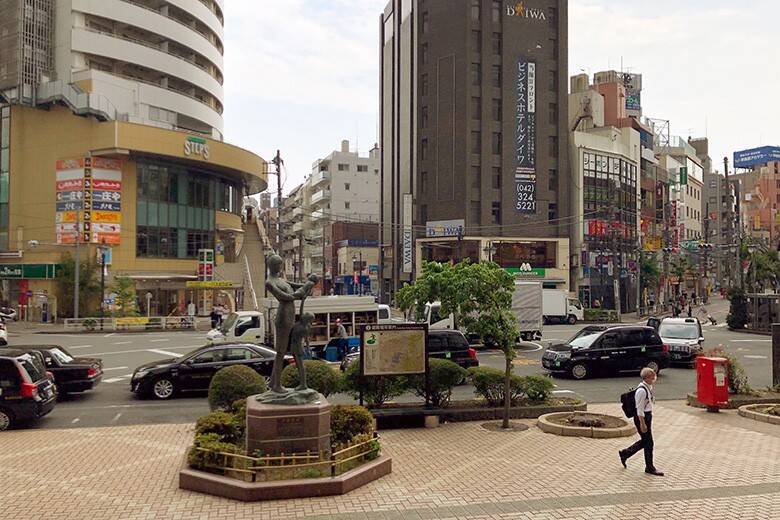 国分寺の立呑屋で 看板娘たちが勧める チキラーハムカツ が最高だった 21年6月17日 エキサイトニュース