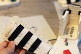 「総制作時間3時間22分。LEGOのアディダス・スーパースターを作ってみた！」の画像15
