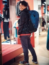 マムート店長の山装備をパパラッチ「こだわりは山撮影のためのドローンです！」