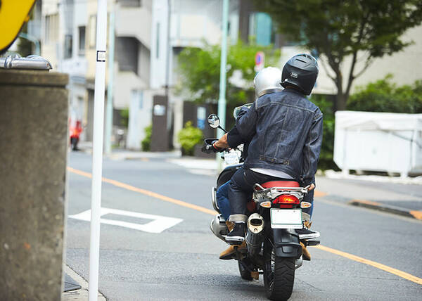 ハナコ岡部 大型バイクを買いにハーレーへ 平山祐介と ニケツ でgo 21年9月23日 エキサイトニュース