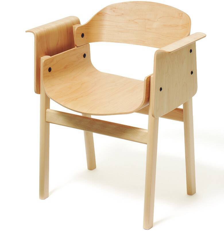 名作と語り継がれる予感。天童木工が若手建築家と作った椅子が、何かと良い