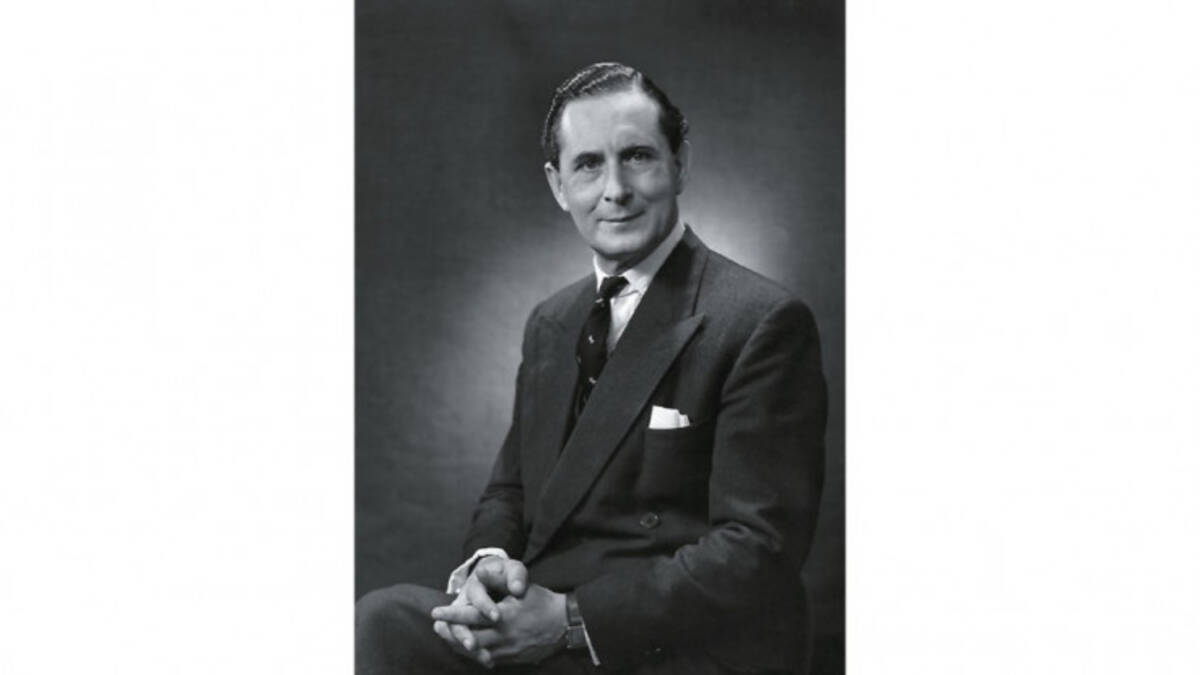 イギリスにフェラーリを広めた ロニー大佐 跳ね馬に夢中になったきっかけとは 年5月15日 エキサイトニュース イギリスにフェラーリを広めた ロニー大佐 跳ね馬に夢中になったきっかけとは 年5月15日 エキサイトニュース