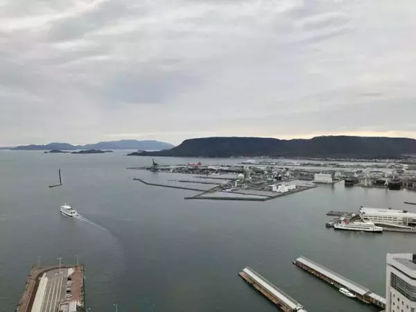 「スズキナオ　豊島美術館とたよりないもののために」の画像