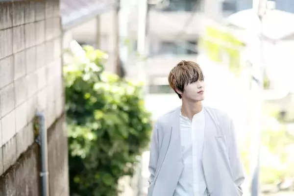 俳優・本田礼生の初連載「本田礼生のこもりっぱなし」が待望の書籍化決定！