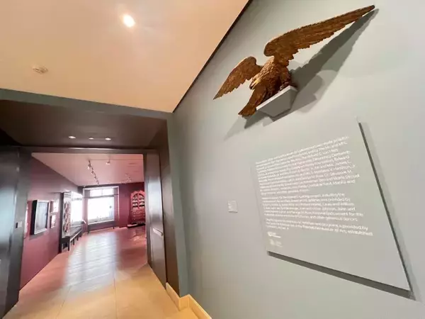 「アメリカン・ギャラリーが反省するナショナル・コロニアル・ヒストリー ――フィラデルフィア美術館と修正主義的アメリカ史／第15回 ミュージアムで迷子になる」の画像