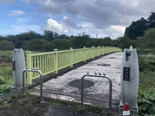 スズキナオ　双葉町に住んでいる山根さんと一緒に街を歩く