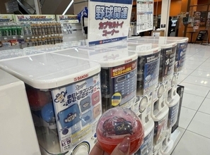 【北谷町】イオン北谷店に出現中のカプセルトイコーナーで中日ドラゴンズのグッズGET☆【美ら浜つーしん】