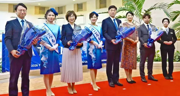 DeNA相川監督「宜野湾で準備し、リーグ優勝と日本一を」　キャンプ地の沖縄・宜野湾市で歓迎式