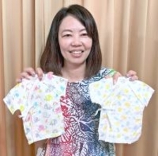 676グラムの子を産んだ女性、リトルベビー用の肌着作る会社を設立　手縫いキットも用意「同じ境遇のママが笑顔になれば」