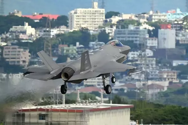 11月6日の苦情は129件　普天間飛行場で米戦闘機の激しい騒音　4日間で300件、昨年度1年間に迫る異常事態