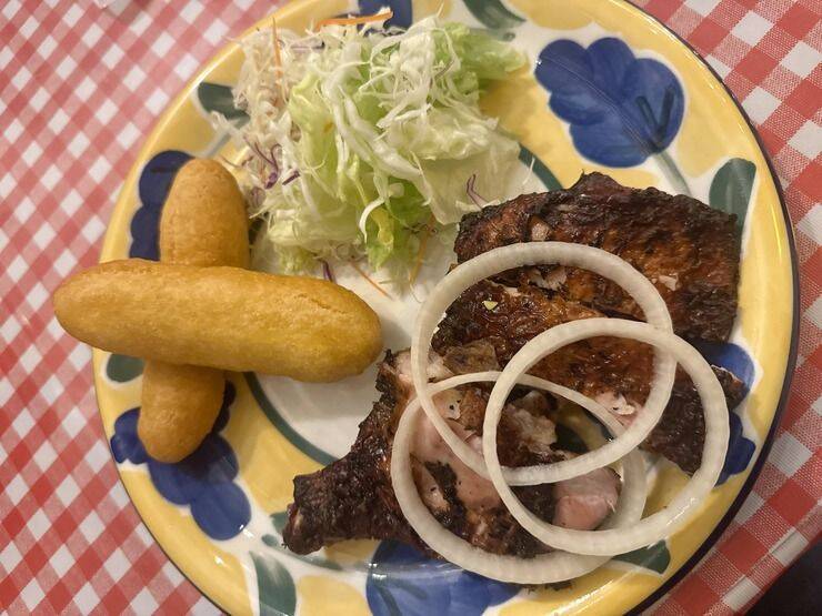【北谷町】アラハビーチサイドのジャマイカン料理屋さん『FLEX Bar & Grill』本場仕込みのジャークチキンを堪能してきたよ♪【美ら浜つーしん】