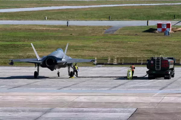 「米軍嘉手納基地の騒音、最大109.6デシベル　「改善どころか悪化」周辺自治体の連絡協議会　目視調査時にF16緊急着陸やオスプレイ飛来」の画像