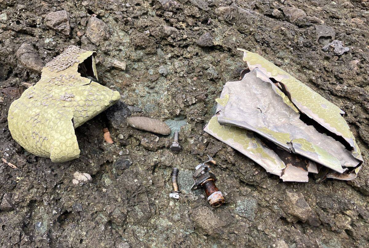 石垣市の海岸に漂着物　ロケット部品「衛星フェアリング」か　「SJR」とアルファベット表記も