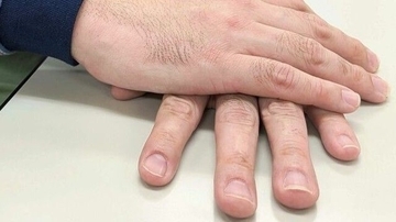 「地獄に落ちる」と教え込まれ… 沖縄の宗教2世ら、旧統一教会に賠償求め東京地裁で集団訴訟