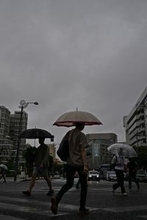 【速報】沖縄地方、全国で最も早い梅雨入り　平年より11日遅く
